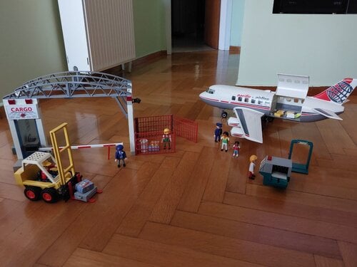 Περισσότερες πληροφορίες για "Playmobil"