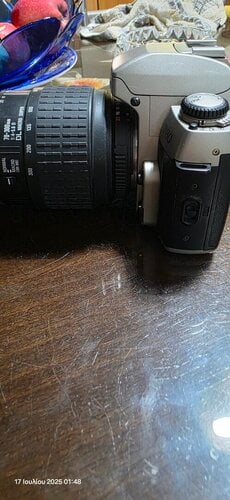 Περισσότερες πληροφορίες για "Nikon F80 με Φακο Sigma  70-300 1:4:5.6 DL Macro Super"