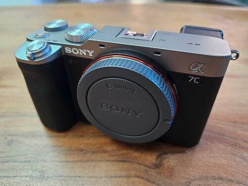 Περισσότερες πληροφορίες για "SONY A7C"