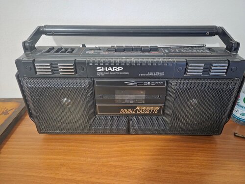 Περισσότερες πληροφορίες για "Vintage sharp wq t231 αψογο"