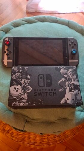 Περισσότερες πληροφορίες για "Nintendo Switch Super Smash Bros. Ultimate Edition + Διάφορα"
