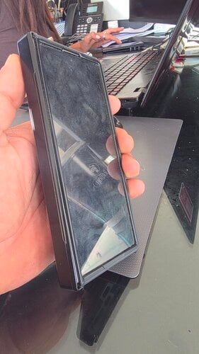 Περισσότερες πληροφορίες για "Samsung Galaxy Z Fold6 (Ασημί/256 GB)"