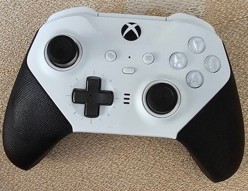 Περισσότερες πληροφορίες για "Xbox Elite Series 2 Core"