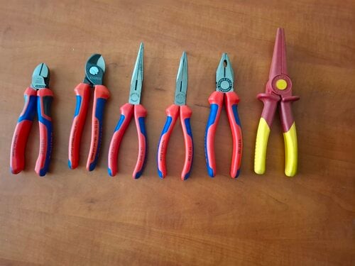Περισσότερες πληροφορίες για "Knipex"