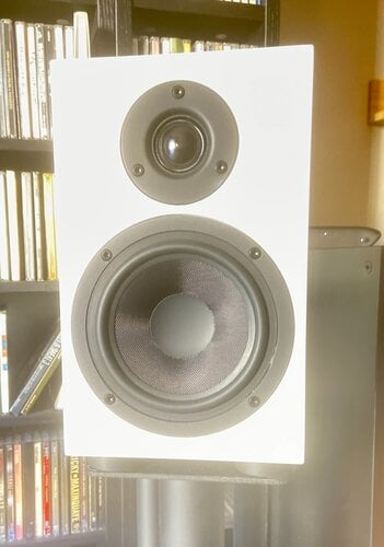 Περισσότερες πληροφορίες για "Pro-Ject Speaker Box 5"