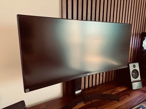 Περισσότερες πληροφορίες για "LG 29UC88 UltraWide Monitor – 29""