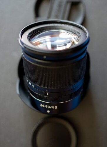 Περισσότερες πληροφορίες για "Πωλειται Nikon Nikkor z 24-70mm f/4"