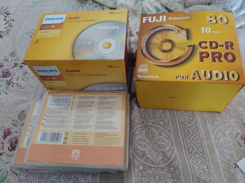 Περισσότερες πληροφορίες για "25 Cd-r for audio jewel case . Πλέον σπάνια"
