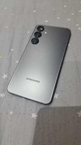 Περισσότερες πληροφορίες για "Samsung Galaxy S24+ black onyx 512 GB"