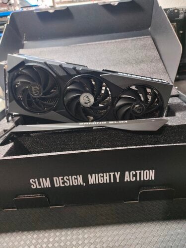 Περισσότερες πληροφορίες για "MSI GAMING GeForce RTX 4070 SUPER 12G X SLIM"