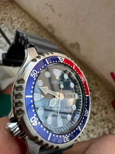 Περισσότερες πληροφορίες για "Citizen Pro Master Automatic Watch (200 meters) ΝΥ0086-16L"