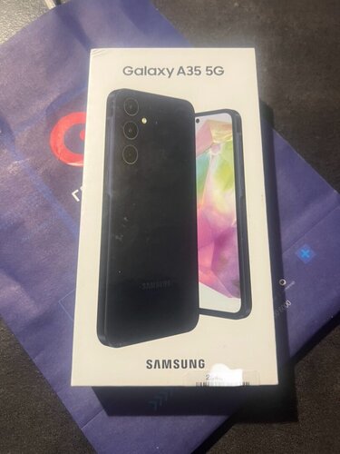 Περισσότερες πληροφορίες για "Samsung Galaxy A35 5G (Navy/128 GB)"