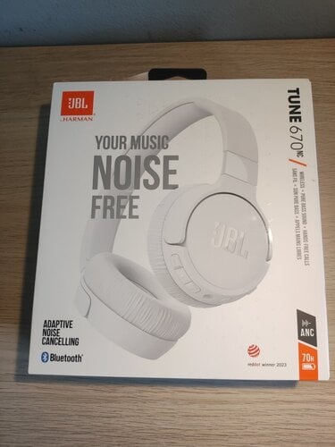 Περισσότερες πληροφορίες για "JBL Tune 670NC Ασύρματα / Ενσύρματα On Ear Ακουστικά Λευκά JBLT670NCWHT"