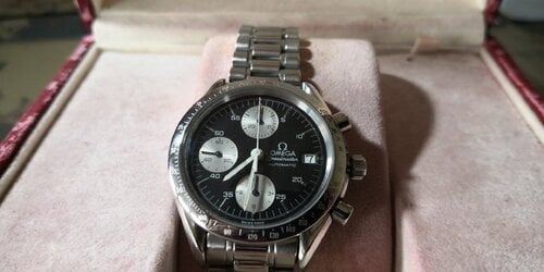 Περισσότερες πληροφορίες για "Omega speedmaster automatic date"