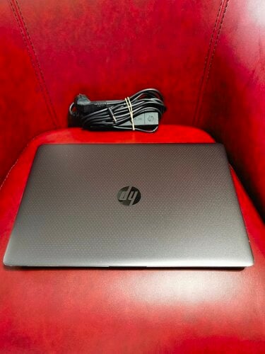 Περισσότερες πληροφορίες για "Workstation HP ZBOOK STUDIO 15 G3"