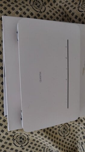 Περισσότερες πληροφορίες για "Huawei 4G Router 3 Pro B535 -232 Ασύρματο 4G Mobile Router Wi‑Fi 5 με 4 Θύρες Gigabit Ethernet"