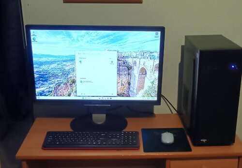 Περισσότερες πληροφορίες για "Mid Gaming-Desktop Pc Με Οθόνη 27""