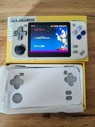 Περισσότερες πληροφορίες για "Powkiddy rgb10x - rp3 plus - Pandora 3D Wifi - Super Console X"