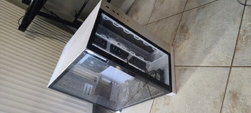 Περισσότερες πληροφορίες για "Pc case"