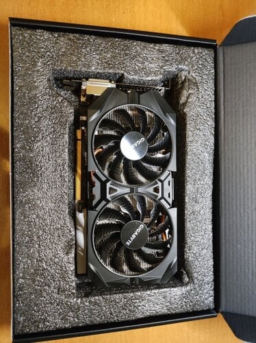Περισσότερες πληροφορίες για "Gigabyte Radeon R9 380 4GB WindForce 2X"