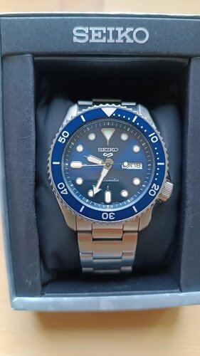 Περισσότερες πληροφορίες για "SEIKO 5 SPORTS AUTOMATIC SRPD51K1J (ΜΠΛΕ ΚΑΝΤΡΑΝ)"