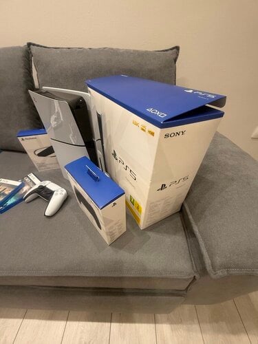 Περισσότερες πληροφορίες για "Sony PlayStation 5 Slim"