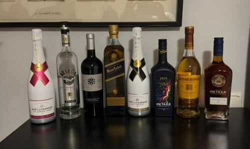 Περισσότερες πληροφορίες για "ΠΩΛΟΥΝΤΑΙ ΣΦΡΑΓΙΣΜΕΝΑ ΠΟΤΑ ΣΕ ΤΕΛΕΙΕΣ ΤΙΜΕΣ"