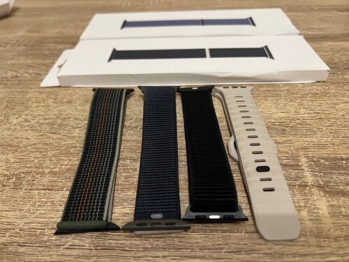 Περισσότερες πληροφορίες για "Λουράκια Applewatch 44mm"