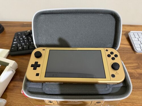 Περισσότερες πληροφορίες για "Nintendo Switch Lite Hyrule Edition"