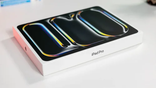 Περισσότερες πληροφορίες για "Apple iPad Pro 2024 M4 11” (8GB/256GB) Space Black + Apple Smart Folio Black"
