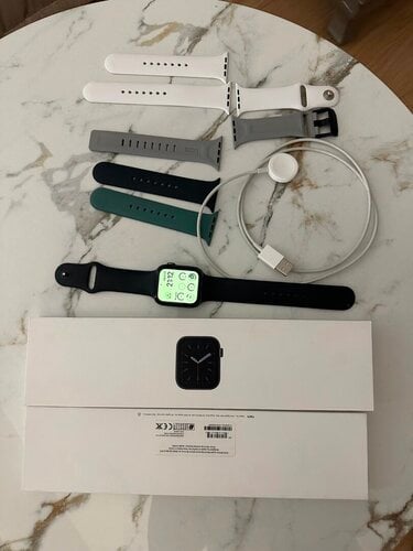 Περισσότερες πληροφορίες για "Apple Watch Series 6 (44mm/Γκρι/Αλουμίνιο)"