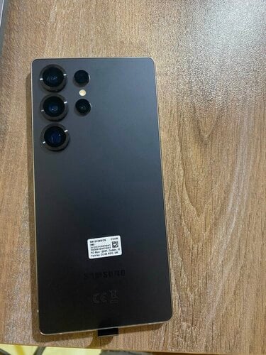 Περισσότερες πληροφορίες για "Samsung Galaxy S25 Ultra (Μαύρο/512 GB)"