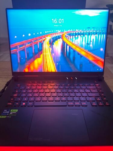 Περισσότερες πληροφορίες για "Asus rog strix Scar 16"
