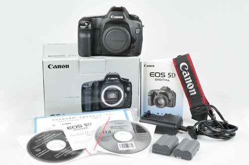 Περισσότερες πληροφορίες για "Canon EOS 5D Classic - Full-frame CMOS 12,8 MP"