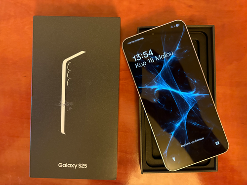 Περισσότερες πληροφορίες για "Samsung Galaxy S25 (Icy Blue /256 GB)"