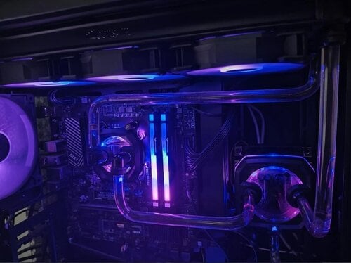 Περισσότερες πληροφορίες για "Corsair Hydro X Series Icue Xh303i"