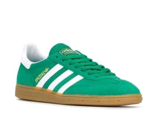 Περισσότερες πληροφορίες για "Adidas spezial 45"