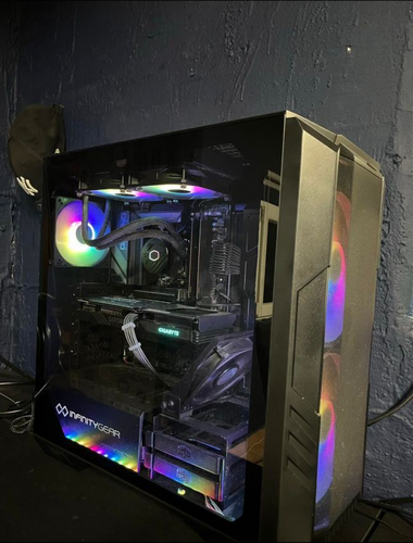 Περισσότερες πληροφορίες για "Gaming PC | Ryzen 7 9700X | RTX 4060 | 32GB DDR5 + Οθόνη 27" | 1.300€"