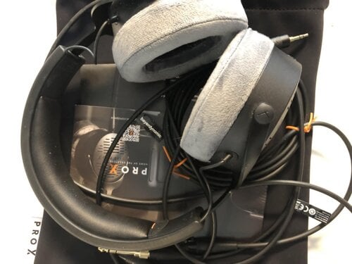 Περισσότερες πληροφορίες για "Beyerdynamic DT 900 Pro X (48 Ohm) (Μαύρο/Ενσύρματα)"