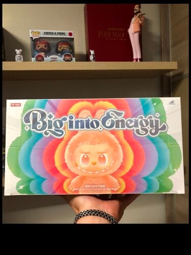 Περισσότερες πληροφορίες για "LaBuBu The Monsters (Big into Energy)"
