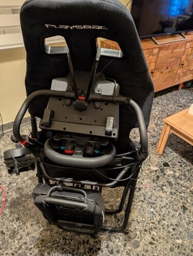 Περισσότερες πληροφορίες για "Logitech G29 + Μοχλός ταχυτήτων + κάθισμα Playseat challenge + extras"