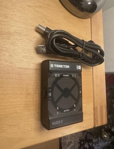 Περισσότερες πληροφορίες για "Native instruments Traktor Audio 2"