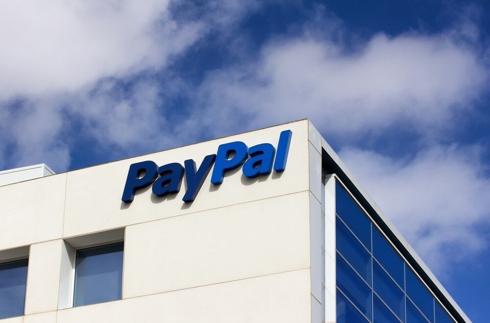 Γερμανικές τράπεζες μπλοκάρουν πληρωμές PayPal αξίας 10 δισ. ευρώ λόγω υποψιών απάτης