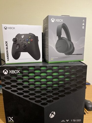 Περισσότερες πληροφορίες για "Microsoft Xbox Series X"