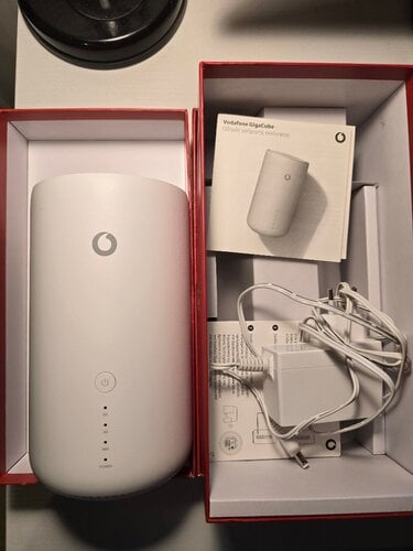 Περισσότερες πληροφορίες για "5g router Vodafone GigaCube TCL HH500V"