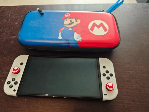 Περισσότερες πληροφορίες για "Nintendo Switch Oled τσιπαρισμένο με προίκα"