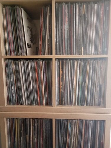 Περισσότερες πληροφορίες για "LP ΔΙΣΚΟΙ BLACK / DEATH / DOOM / THRASH / SPEED"