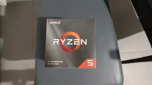 Περισσότερες πληροφορίες για "AMD Ryzen 5 3600X CPU + Wraith Spire Cooler"