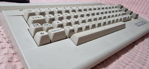 Περισσότερες πληροφορίες για "COMMODORE 64 ΣΕ ΑΡΙΣΤΗ ΚΑΤΑΣΤΑΣΗ ΜΕ REFURBIRSHED ΤΡΟΦΟΔΟΤΙΚΟ"