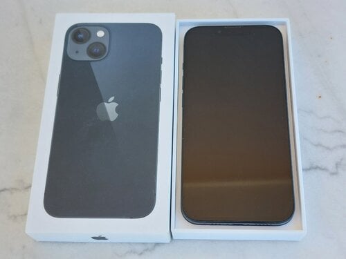 Περισσότερες πληροφορίες για "iPhone 13 (Midnight/256 GB/82%🔋)"